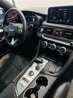 جنسس G70